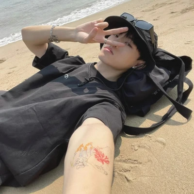 超级好看的男生真人潮流男头