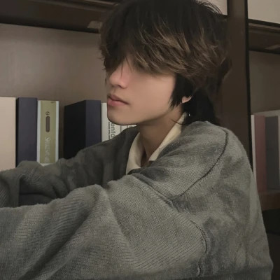 超级好看的男生真人潮流男头