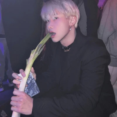 超级好看的男生真人潮流男头