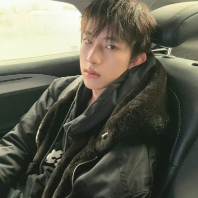 超级好看的男生真人潮流男头