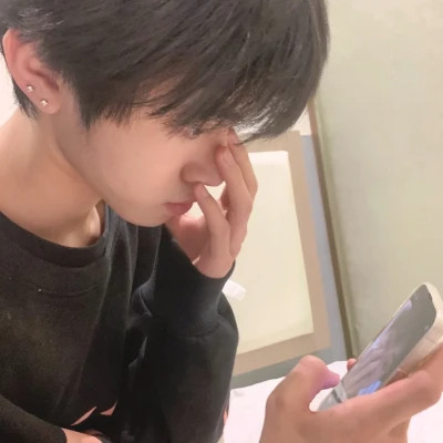 超级好看的男生真人潮流男头