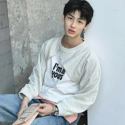 照片男的帅气图片真人头像