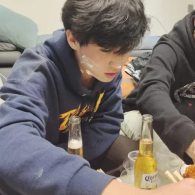 好看的真人男头像图片