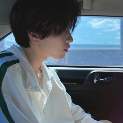 好看的真人男头像图片