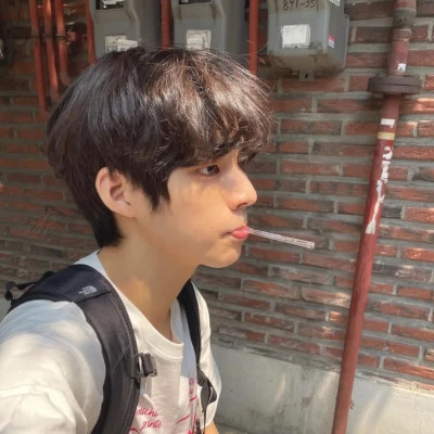 好看的真人男头像图片