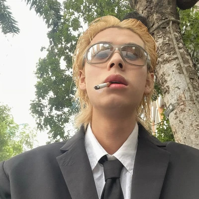 好看的真人男头像图片