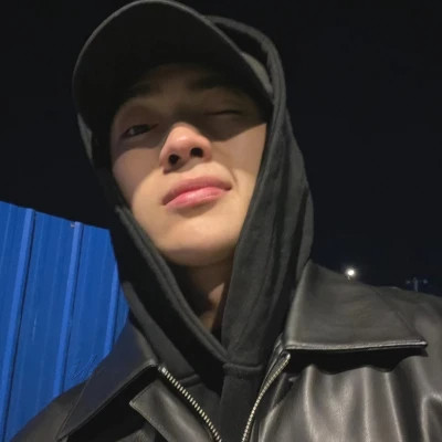 好看的真人男头像图片