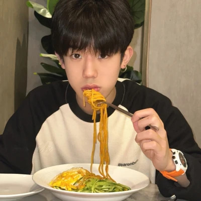 好看的真人男头像图片