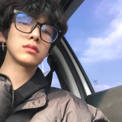 好看的真人男头像图片