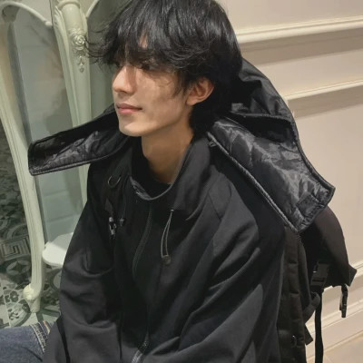 微信帅气男生真人头像