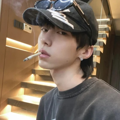 2025最新真人个性男生头像