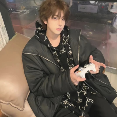 高清好看的男生头像真人版