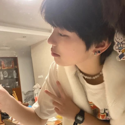 高清好看的男生头像真人版