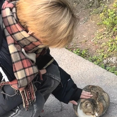 帅气潮男专属魅力真人头像