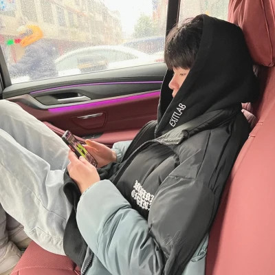 真人男生头像图片2025最新款
