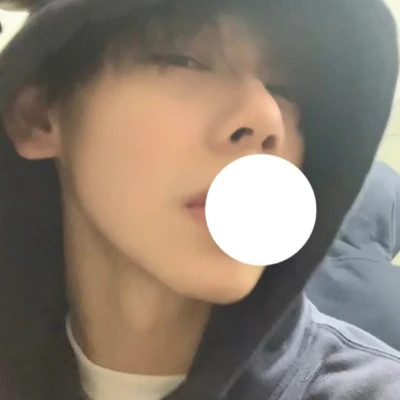 2025高颜值又个性的男生头像真人