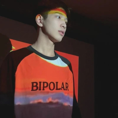 2025高颜值又个性的男生头像真人
