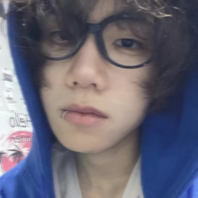 2025高颜值又个性的男生头像真人
