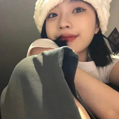 微信头像女生可盐可甜真人