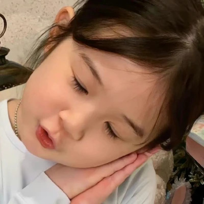 可甜可盐可酷的女生头像