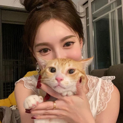 女生美美的图片头像
