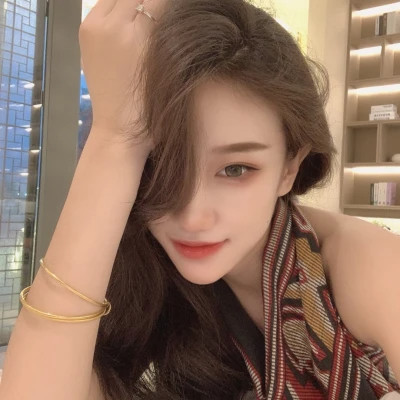 女生美美的图片头像