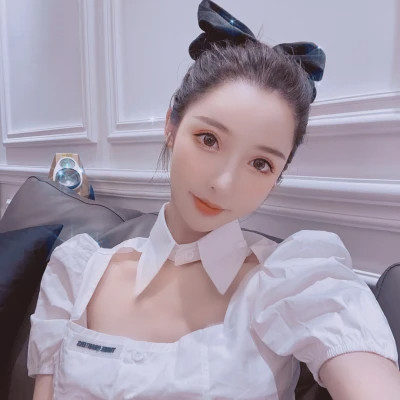 女生美美的图片头像
