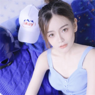 简单女头像高清图片