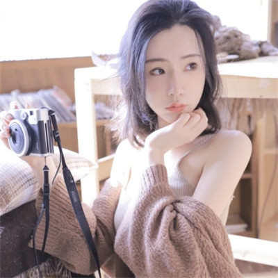 简单女头像高清图片