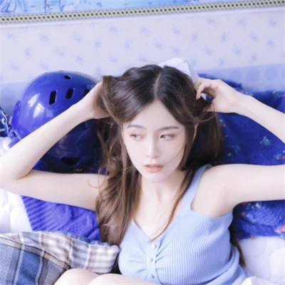 简单女头像高清图片