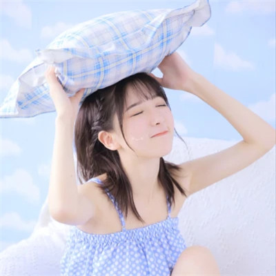 头像女简单干净小清新