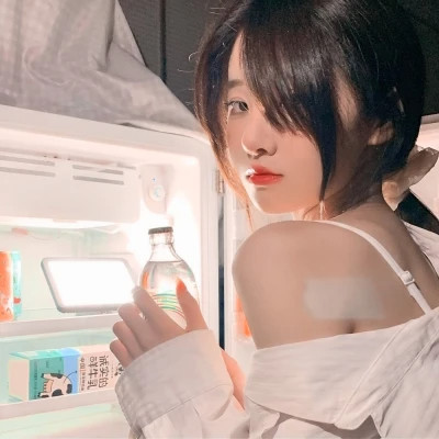 头像图片女简单干净