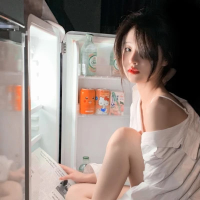 头像图片女简单干净