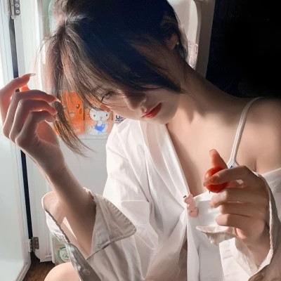 头像图片女简单干净