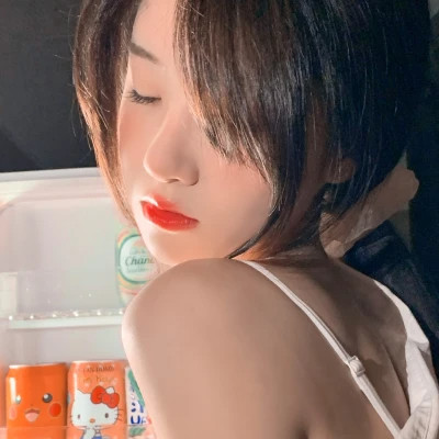 头像图片女简单干净