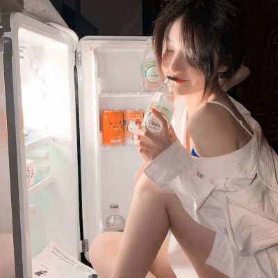 头像图片女简单干净