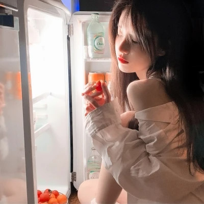 头像图片女简单干净