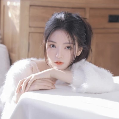 qq简单女头像图片高清