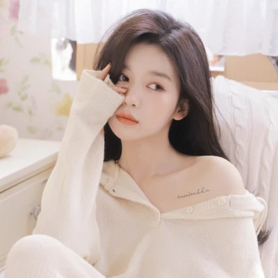 qq简单女头像图片高清