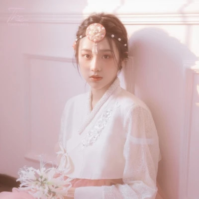 qq简单女头像图片高清