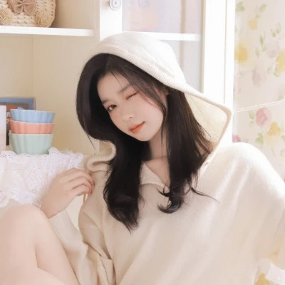 qq简单女头像图片高清