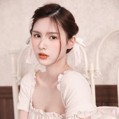 女生简单高清气质图片头像