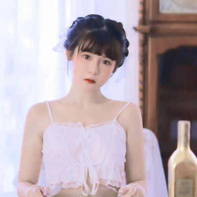 QQ头像女生简单气质清新图片