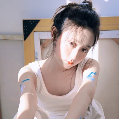 QQ头像女生简单气质清新图片