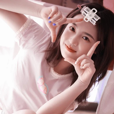 简单简约高清又很清新的女头
