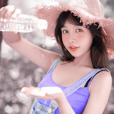 简单简约高清又很清新的女头