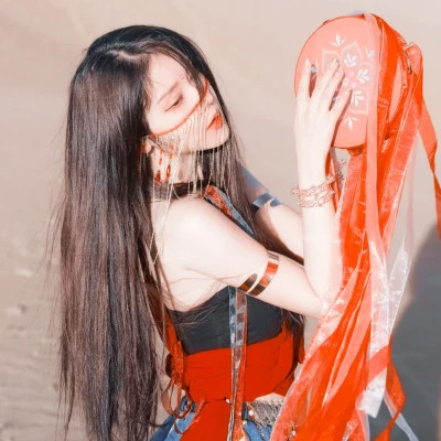 简单很有气质的女生头像真人照片