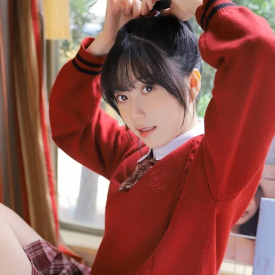 简单很有气质的女生头像真人照片