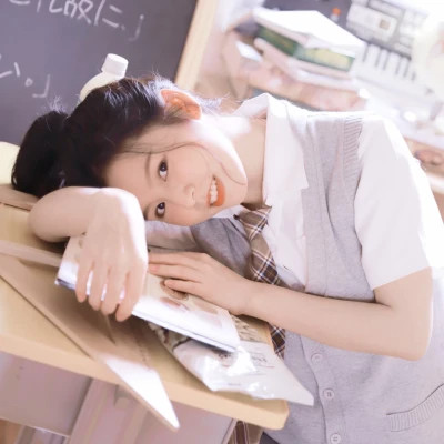 2025女生头像简单气质