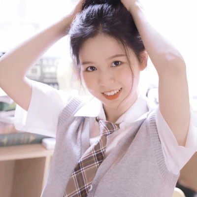 2025女生头像简单气质